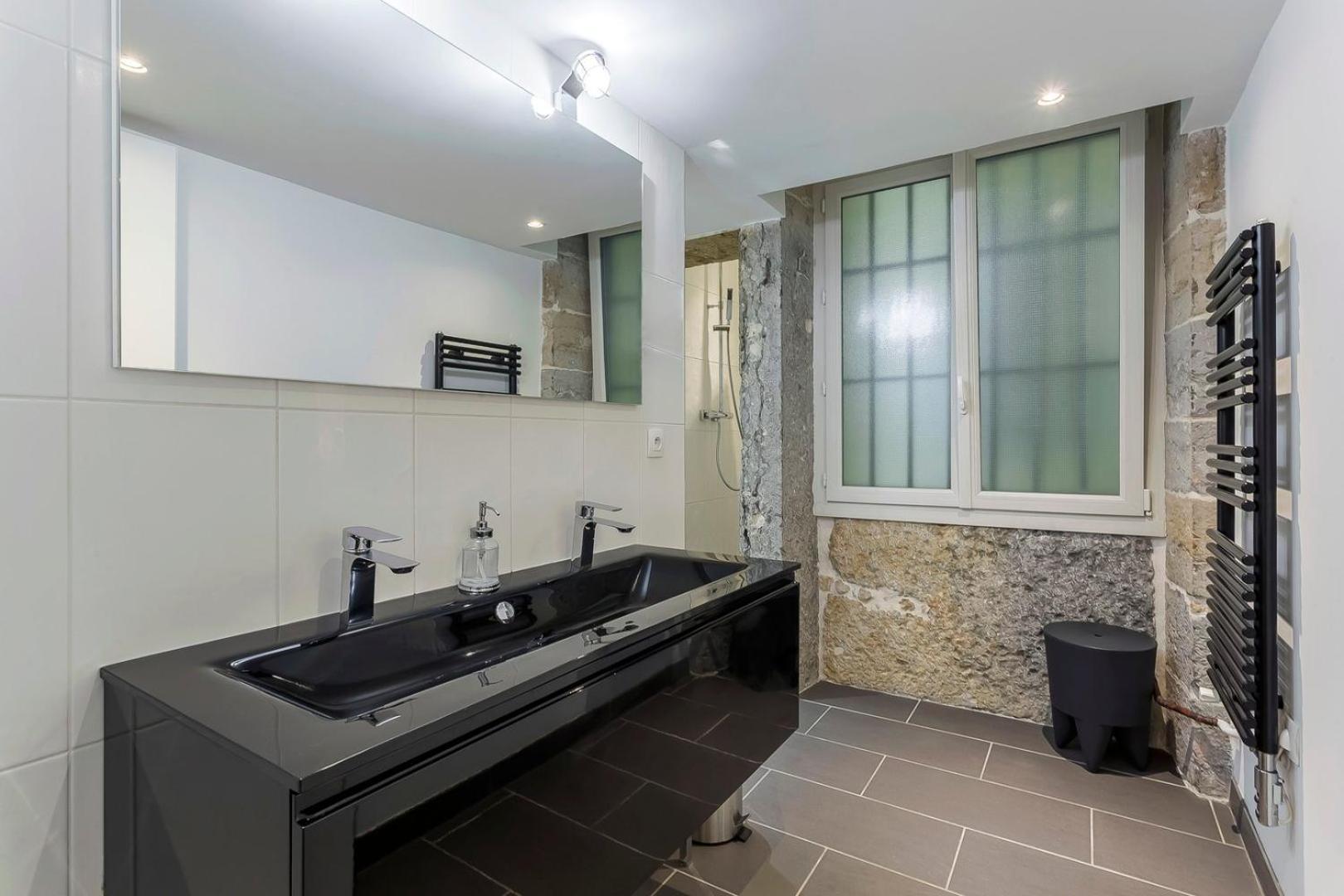 Charlie-Meublee Haut De Gamme-Duplex-260M2-Lyon 1 Ngoại thất bức ảnh